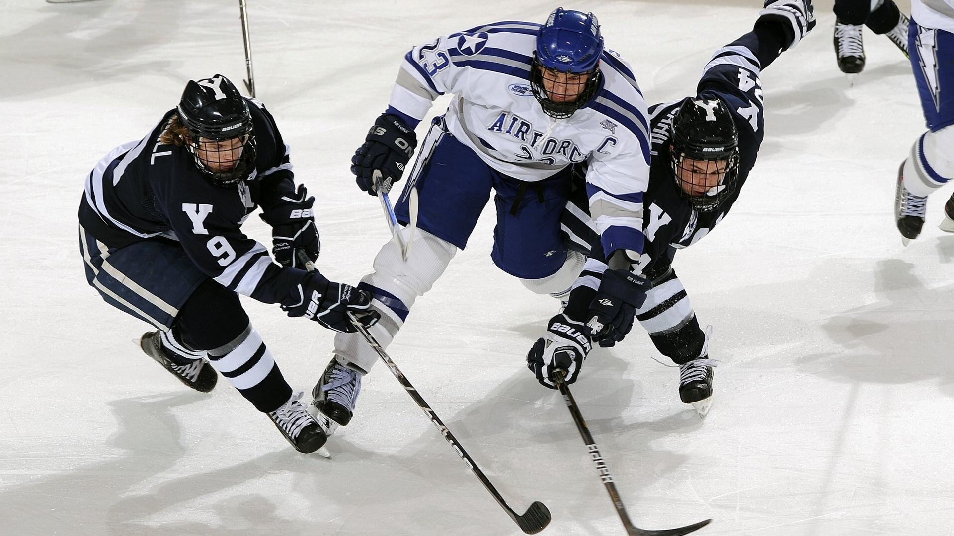 中国足球裁判执法水平提升，比赛更公正，中国足球裁判证书